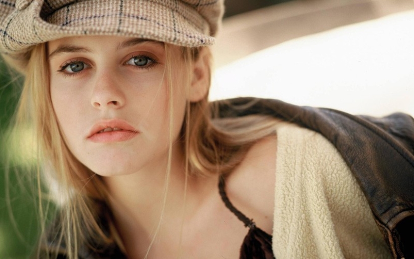 las 10 chicas más guapas de las pantallas de televisión de los 90 las 10 chicas más guapas de las pantallas de televisión de los 90