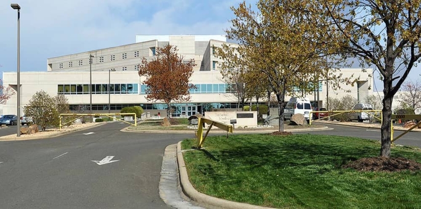 Las 15 prisiones y hospitales mentales más bellos del mundo Las 15 prisiones y hospitales mentales más bellos del mundo