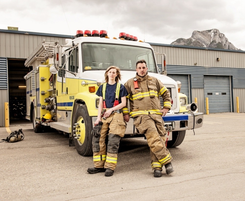Las mujeres gobiernan el mundo. Sus armas son la belleza, la sinceridad y el amor Las mujeres gobiernan el mundo. Sus armas son la belleza, la sinceridad y el amor