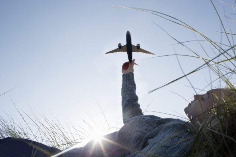 Las mujeres gobiernan el mundo. Sus armas son la belleza, la sinceridad y el amor Las mujeres gobiernan el mundo. Sus armas son la belleza, la sinceridad y el amor