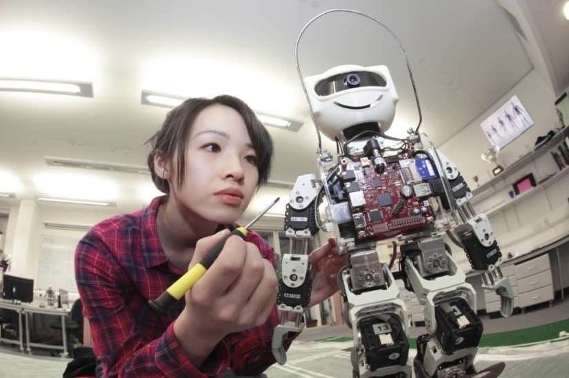 Las mujeres gobiernan el mundo. Sus armas son la belleza, la sinceridad y el amor Las mujeres gobiernan el mundo. Sus armas son la belleza, la sinceridad y el amor