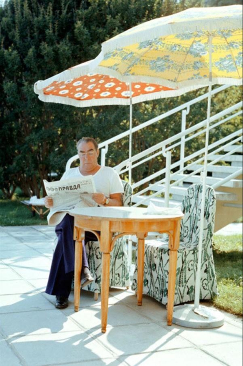 Leonid Ilich Brezhnev de vacaciones y no solo