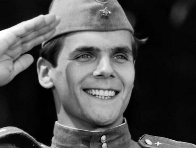 Leyenda del cine: "Solo los ancianos van a la batalla" Leyenda del cine: "Solo los ancianos van a la batalla"