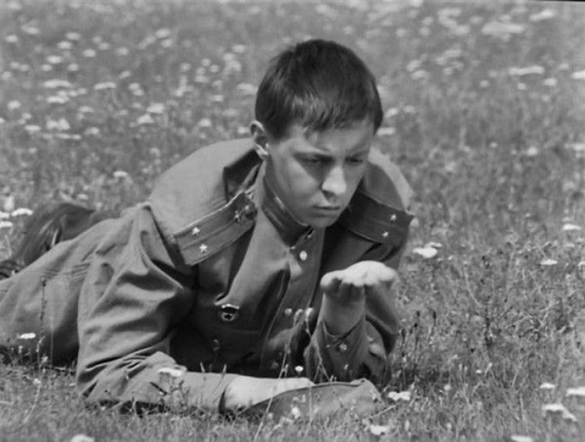 Leyenda del cine: "Solo los ancianos van a la batalla" Leyenda del cine: "Solo los ancianos van a la batalla"