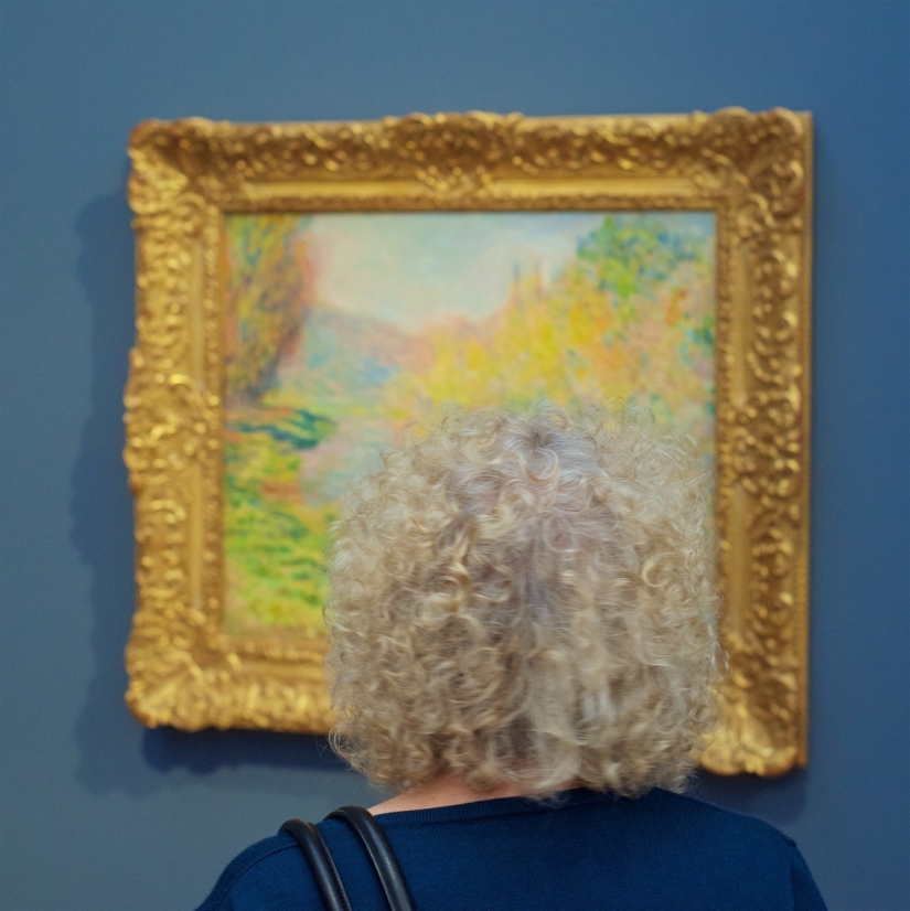 Life repeats art: an Austrian takes photos of museum visitors who "coincided" with the paintings