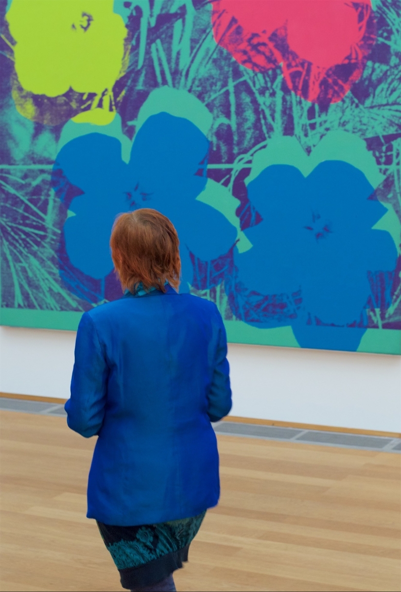 Life repeats art: an Austrian takes photos of museum visitors who "coincided" with the paintings