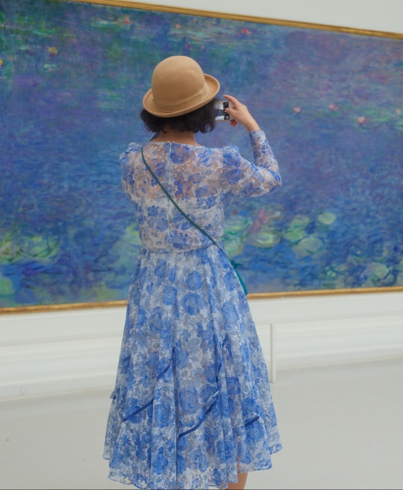 Life repeats art: an Austrian takes photos of museum visitors who "coincided" with the paintings