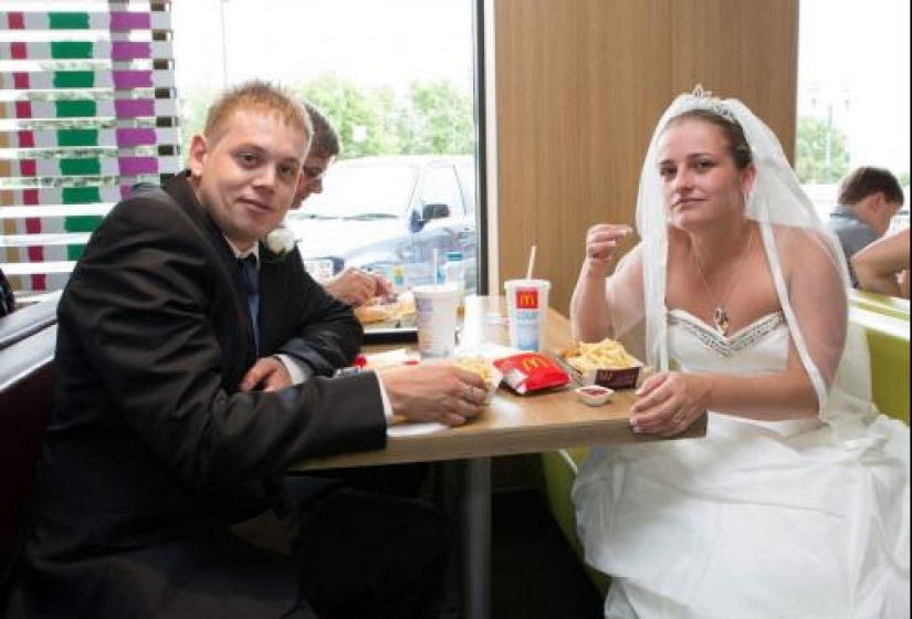 Lluvia de diamantes de la boda y Mak: 20+ loco hechos, que sin duda querrá comprobar en Google Lluvia de diamantes de la boda y Mak: 20+ loco hechos, que sin duda querrá comprobar en Google