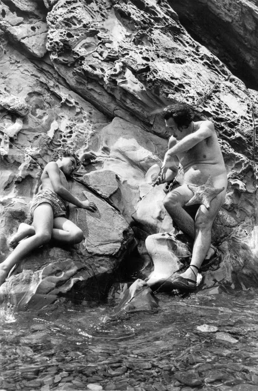 Locura doméstica: en su propia villa, Salvador Dalí no era tímido con nadie