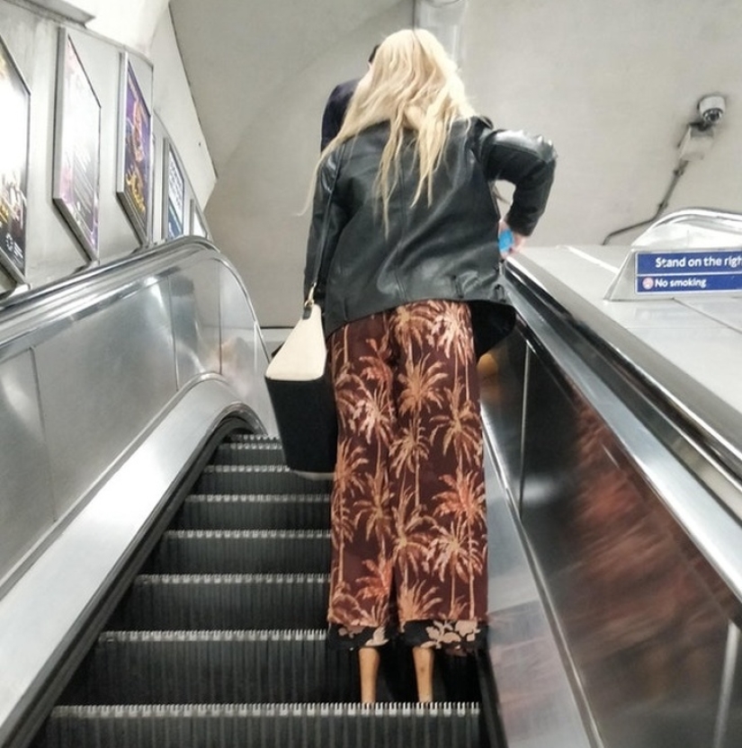 Look again — there is no girl on a motorcycle, no! Look again — there is no girl on a motorcycle, no!