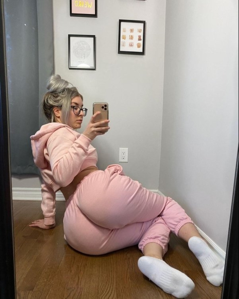 Look into my eyes! 22 photos of girls who, well, sooo go glasses Look into my eyes! 22 photos of girls who, well, sooo go glasses