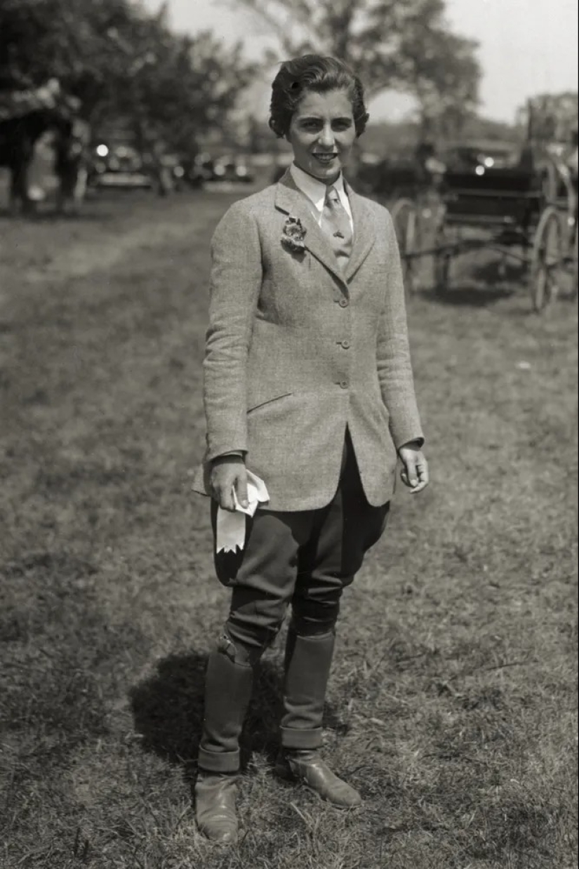 Looked like mom Marilyn Monroe, Princess Diana and other style icons of the XX century