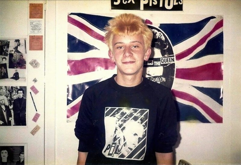 Los carteles no ocurre gran cosa: la típica habitación de un Americano de los ' 80 adolescente Los carteles no ocurre gran cosa: la típica habitación de un Americano de los ' 80 adolescente