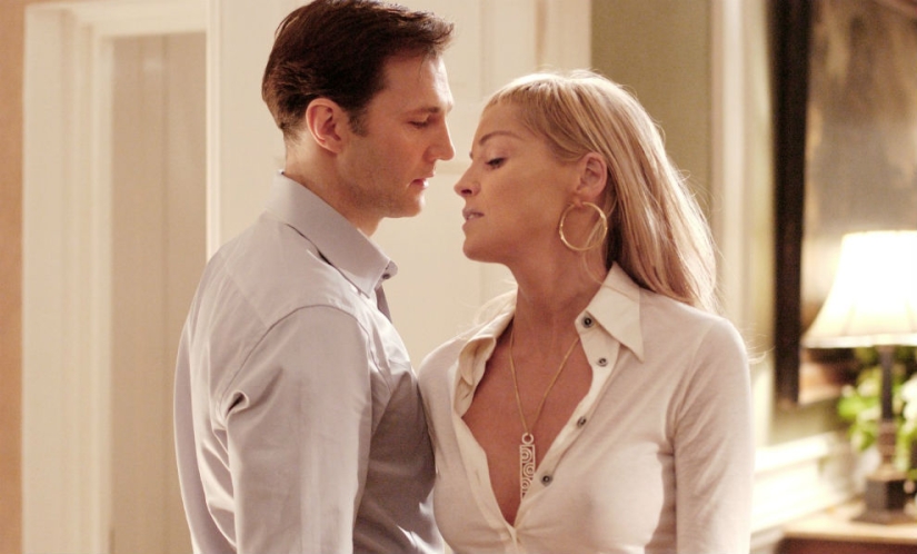 Los hombres, ser vigilantes: 12 trucos que el brillo enseña a las mujeres Los hombres, ser vigilantes: 12 trucos que el brillo enseña a las mujeres