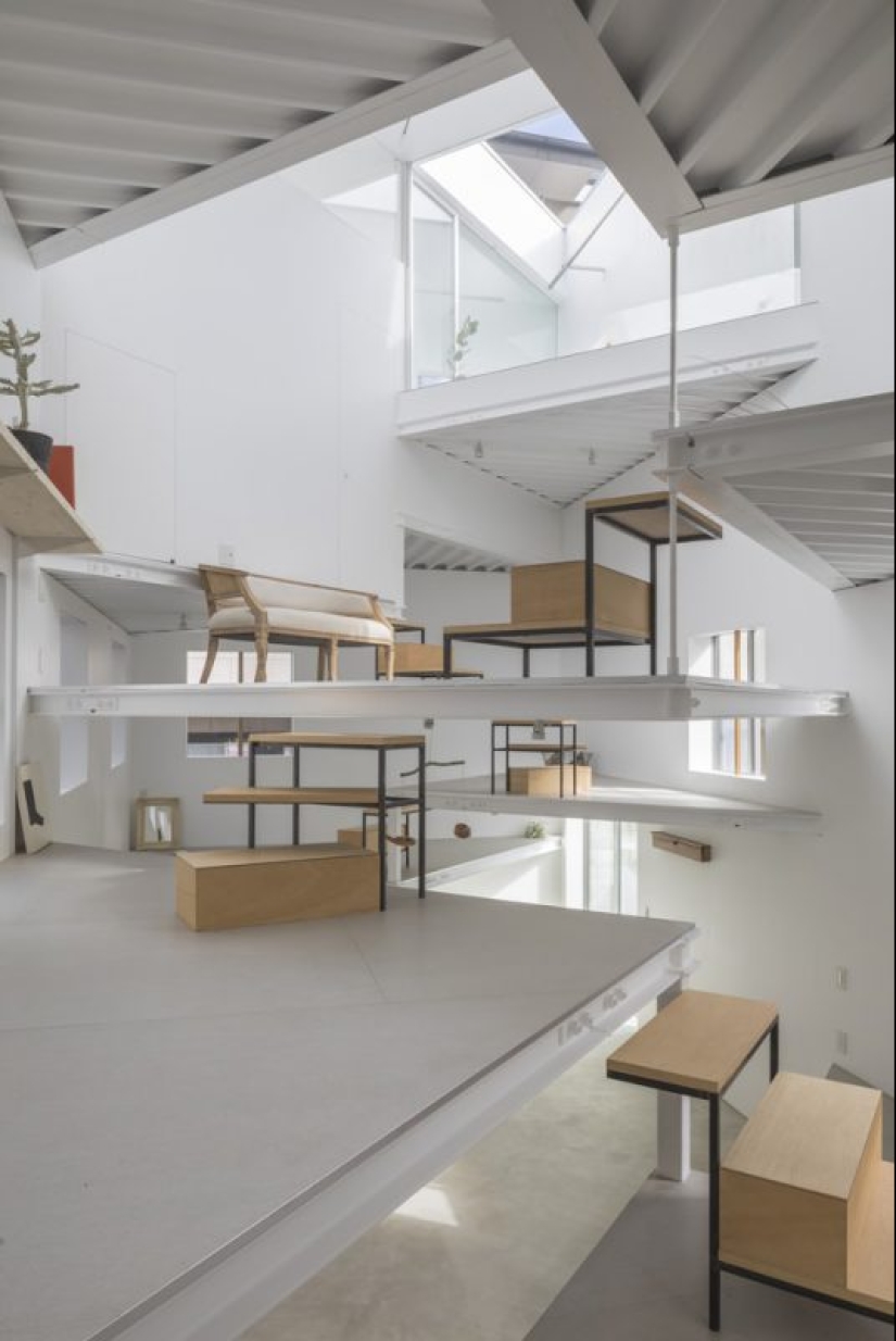 Los Japoneses han creado la más inusual en el mundo del diseño, renunciar totalmente a las paredes