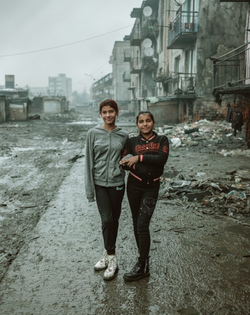 Los niños del gueto y sus sueños: imágenes impactantes de Trebišov Los niños del gueto y sus sueños: imágenes impactantes de Trebišov