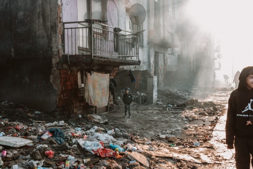 Los niños del gueto y sus sueños: imágenes impactantes de Trebišov Los niños del gueto y sus sueños: imágenes impactantes de Trebišov