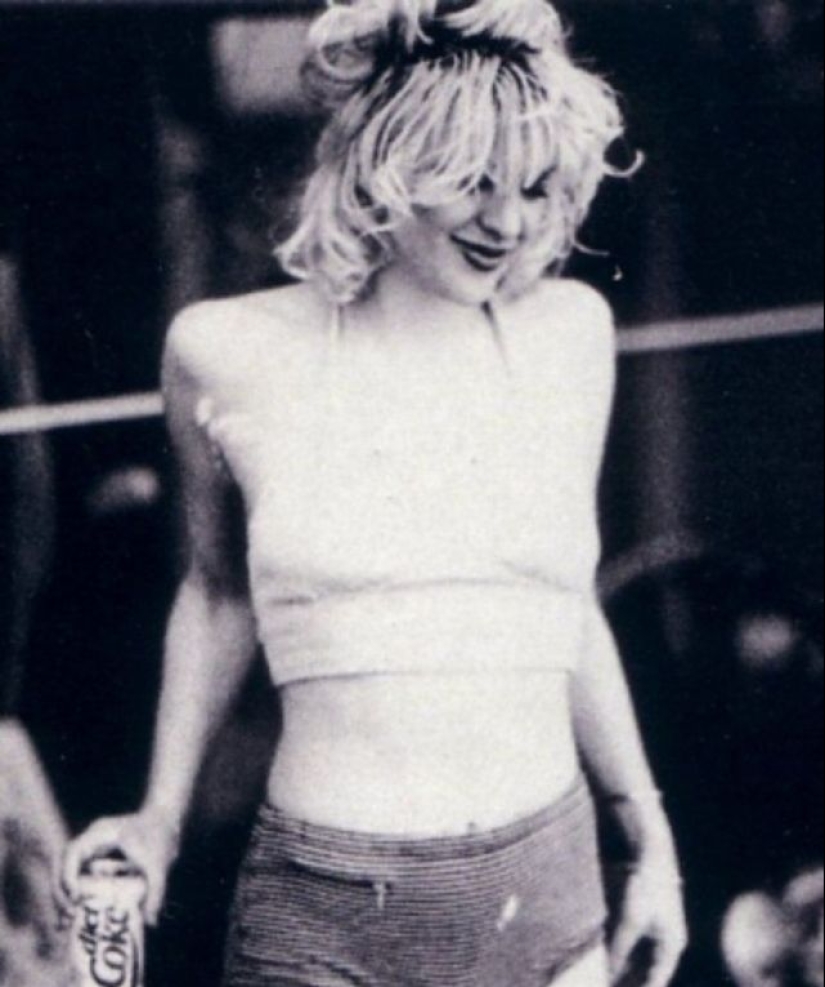 LSD a los 6, striptease y teología: cómo era la juventud de Courtney Love, la escandalosa musa de Kurt Cobain