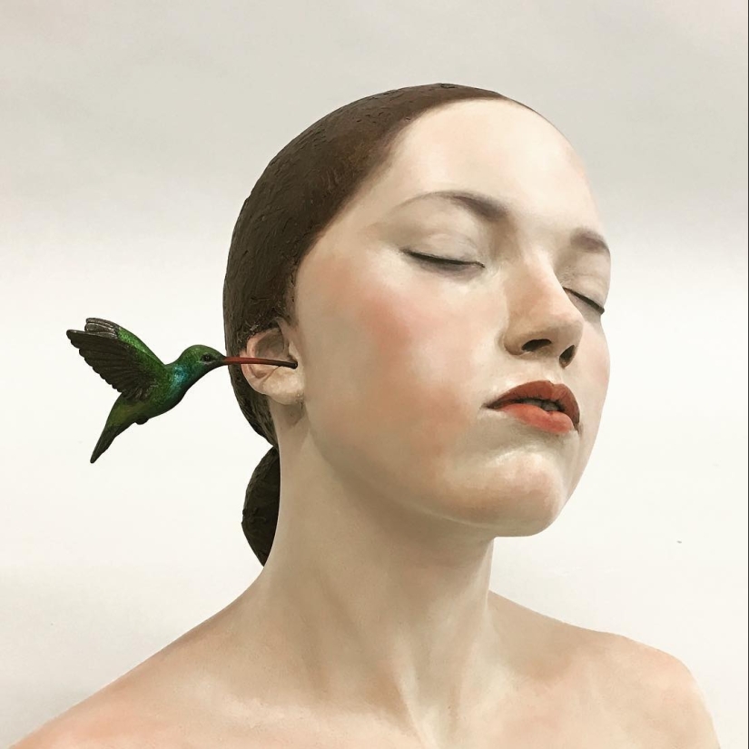 Madonna, estás borracha, vete a casa: el escultor moderniza las imágenes del Renacimiento