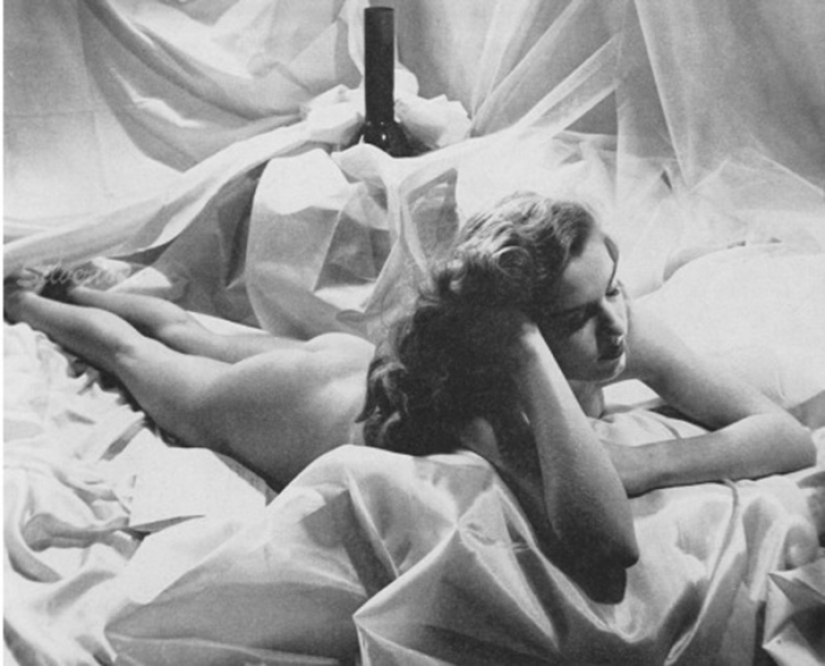 Marilyn Monroe turned out great in these pictures... only she wasn't there