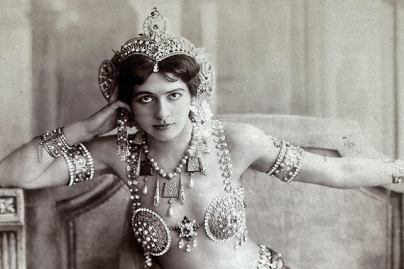 Mata Hari y otros luchadores del frente sexual que causaron escándalos políticos Mata Hari y otros luchadores del frente sexual que causaron escándalos políticos