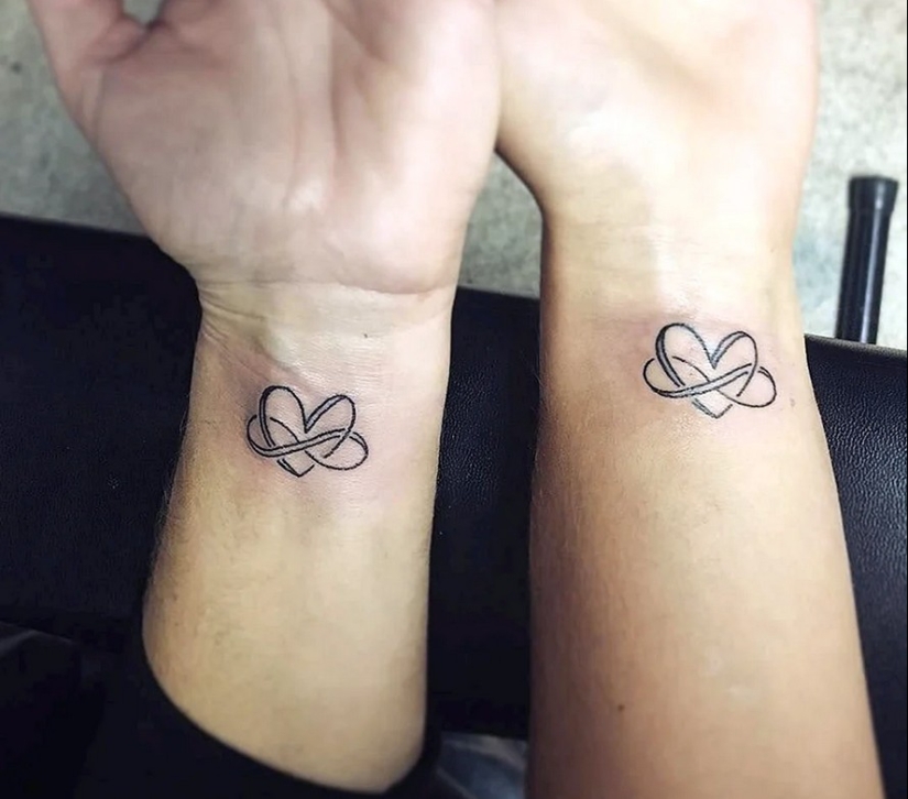 Matching Mom and Daughter Tattoos That Say a Lot Without Words