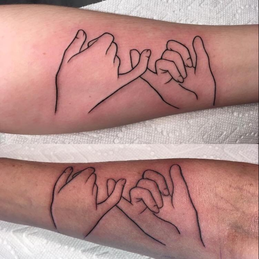 Matching Mom and Daughter Tattoos That Say a Lot Without Words