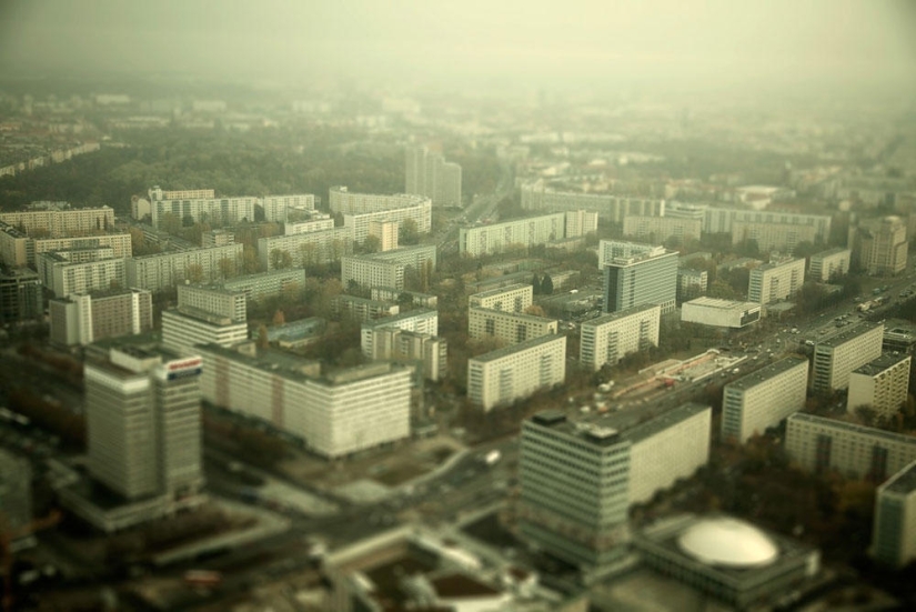 "Miniaturization" of megacities by Ben Thomas