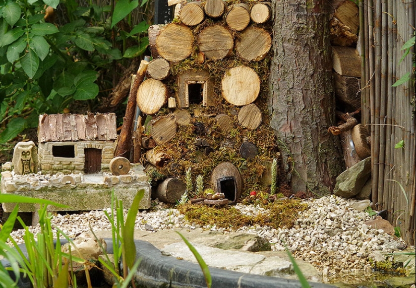 Mouse village British photographer Simon Dell