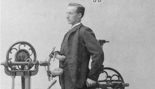 Máquinas de ejercicio extrañas y aterradoras de la época victoriana Máquinas de ejercicio extrañas y aterradoras de la época victoriana