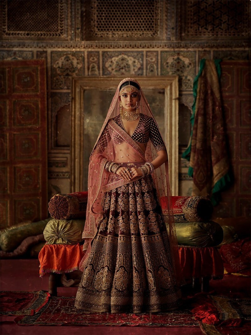 "Mumbai's history": the fusion of traditional wedding fashion India with the modern trends "Mumbai's history": the fusion of traditional wedding fashion India with the modern trends
