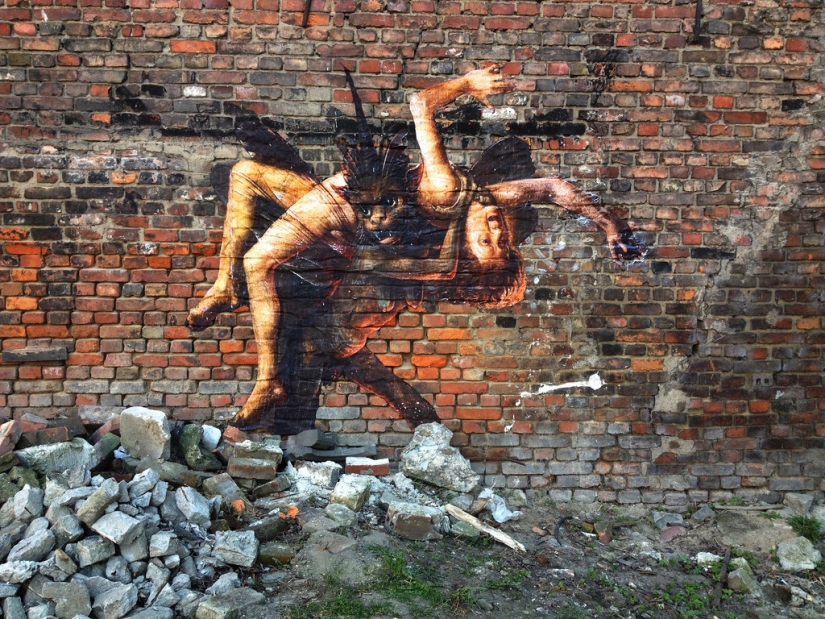 Museum Escapees: Portrait Painting from the Louvre and Prado on the Streets Museum Escapees: Portrait Painting from the Louvre and Prado on the Streets