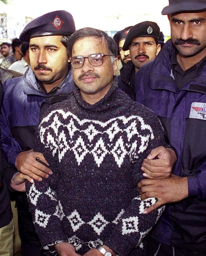 Nicknamed "Kukri": Why a businessman in Pakistan was sentenced to be dismembered into 100 pieces Nicknamed "Kukri": Why a businessman in Pakistan was sentenced to be dismembered into 100 pieces