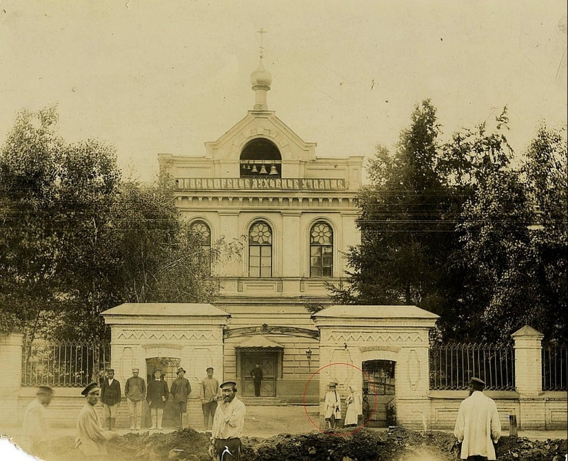 "Niña fantasma" de Krasnoyarsk: el misterio de las fotos tomadas hace 100 años