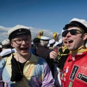 No enorme: 4 equivocado nacional de ideas que será nuestro hombre