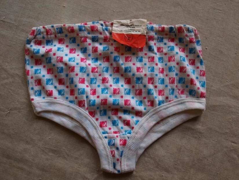 No eroticism for you! Breeches, grace and other underwear of the USSR times No eroticism for you! Breeches, grace and other underwear of the USSR times