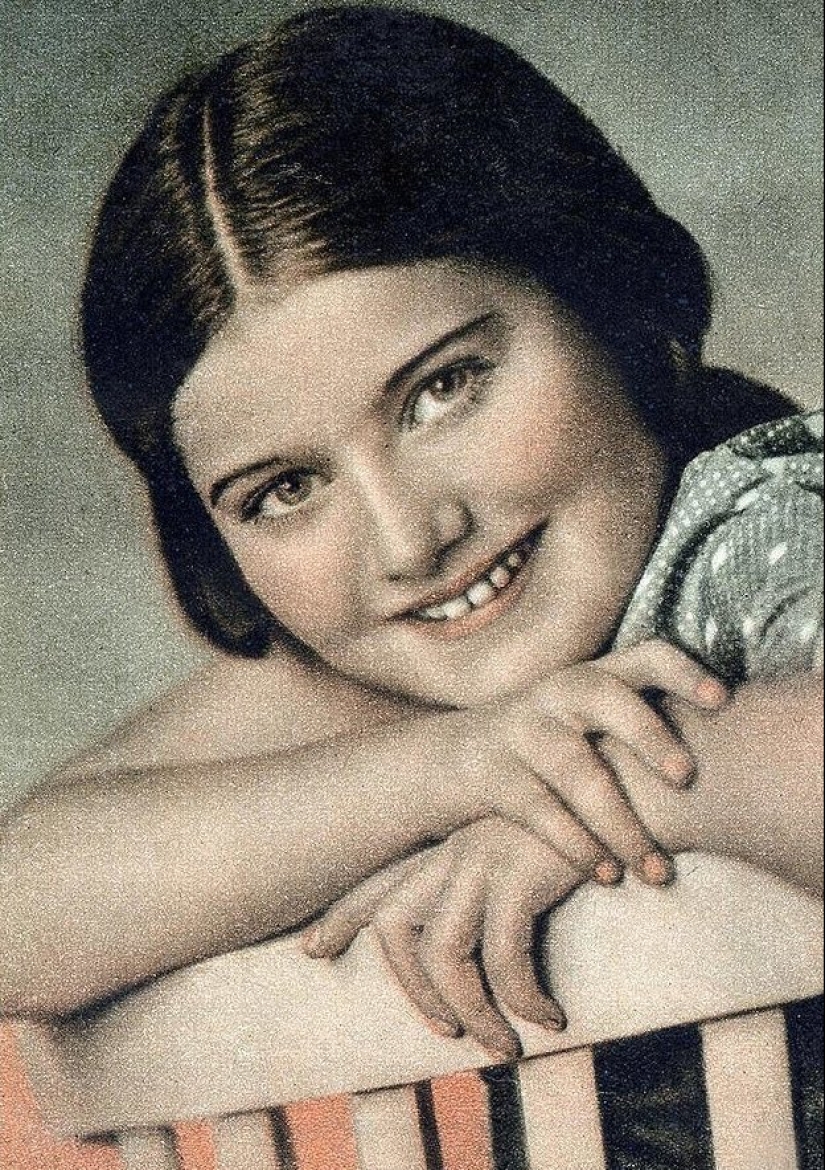 "¡ No quiero morir!": el diario de una mujer judía de 15 años asesinada en el gueto nazi ha sido encontrado "¡ No quiero morir!": el diario de una mujer judía de 15 años asesinada en el gueto nazi ha sido encontrado