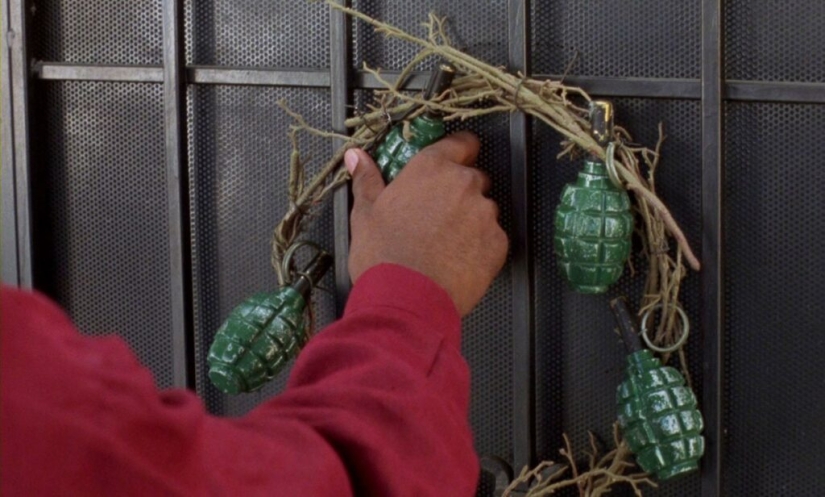 "No seas una amenaza para South Central": Cómo una parodia de los dramas del gueto se convirtió en una película de culto "No seas una amenaza para South Central": Cómo una parodia de los dramas del gueto se convirtió en una película de culto