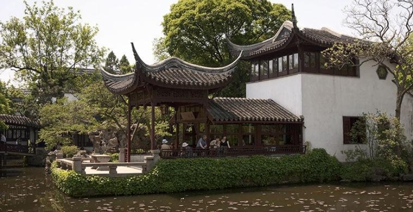 No solo Venecia: las 5 ciudades más bellas sobre el agua