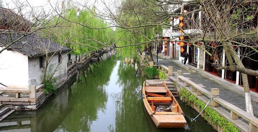 No solo Venecia: las 5 ciudades más bellas sobre el agua