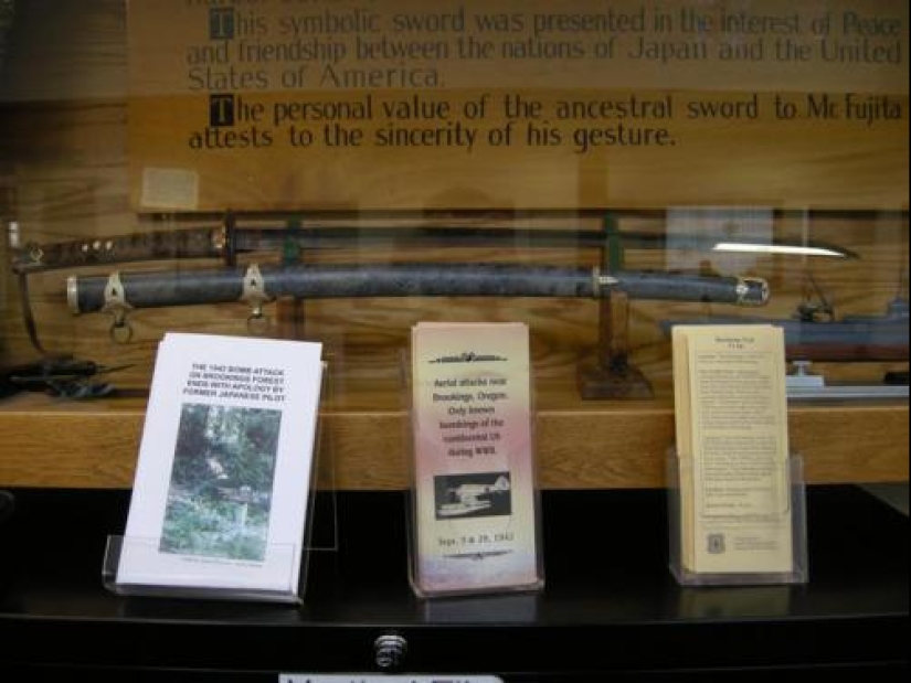 Nobuo Fujita, the only person in history to drop a bomb on the United States Nobuo Fujita, the only person in history to drop a bomb on the United States