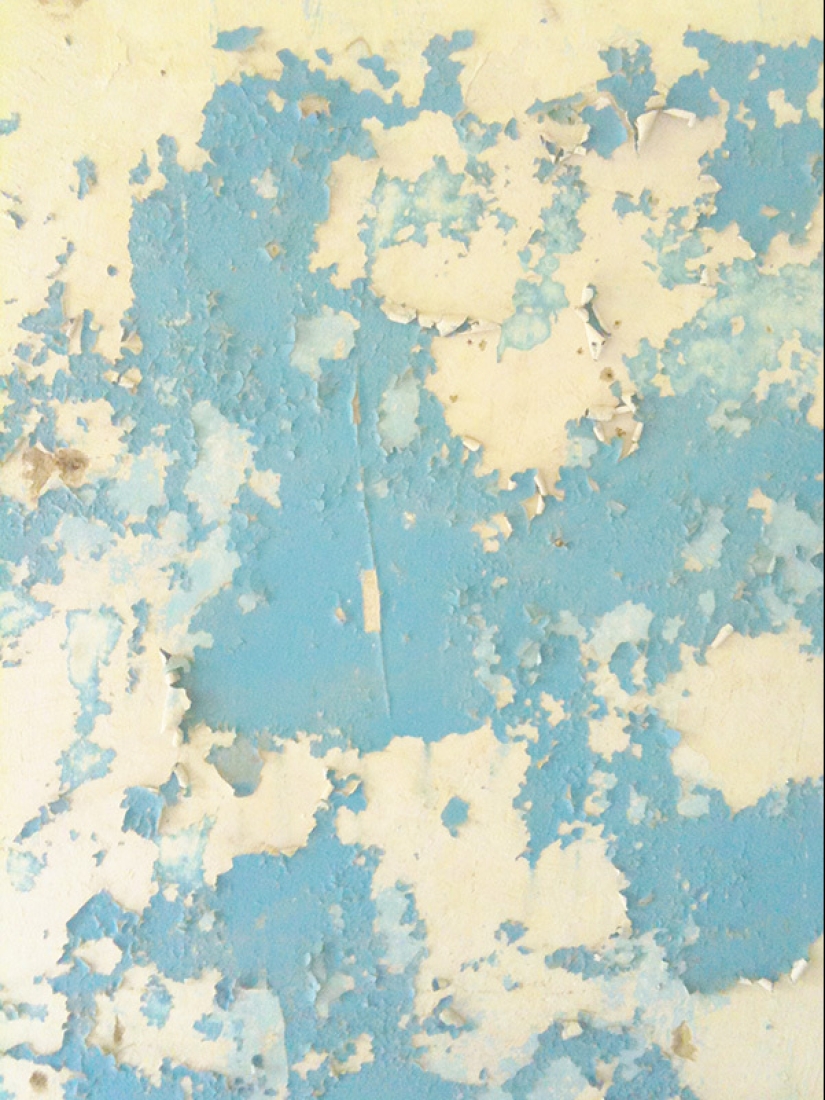 Nostalgia íntima: lo que las paredes de los apartamentos soviéticos abandonados pueden decirte Nostalgia íntima: lo que las paredes de los apartamentos soviéticos abandonados pueden decirte