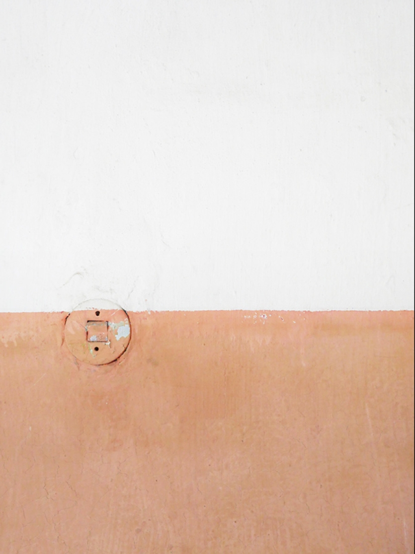 Nostalgia íntima: lo que las paredes de los apartamentos soviéticos abandonados pueden decirte Nostalgia íntima: lo que las paredes de los apartamentos soviéticos abandonados pueden decirte