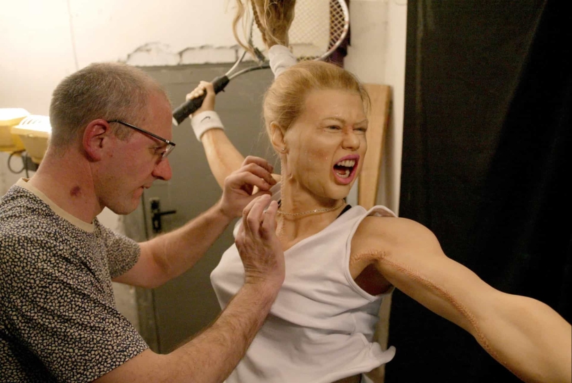 Oleg Kulik — artist, sculptor and dog-man Oleg Kulik — artist, sculptor and dog-man