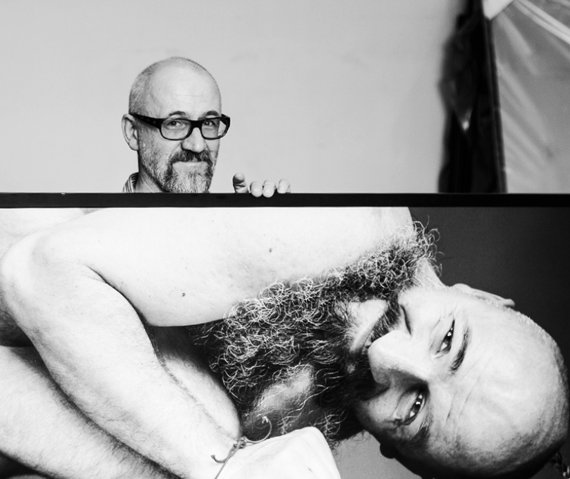 Oleg Kulik-artista, escultor y hombre perro Oleg Kulik-artista, escultor y hombre perro