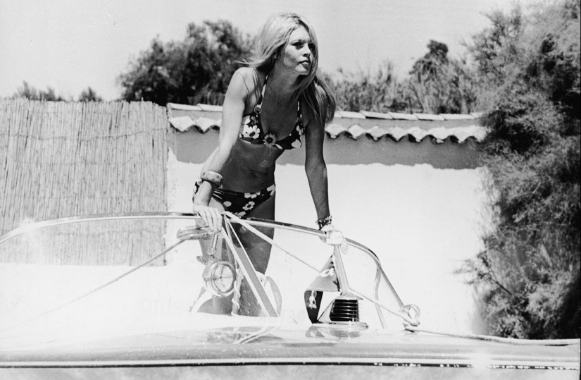 On a snow-white yacht: 20 vintage photos of Monroe, Hepburn and other stars at sea On a snow-white yacht: 20 vintage photos of Monroe, Hepburn and other stars at sea