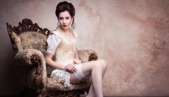 Oneida is a commune of free love in the Puritan society of the Victorian era