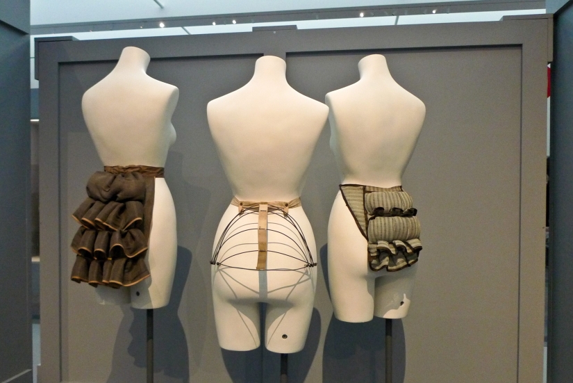 Oops, that's a priest! Why are big buttocks so popular among glamorous beauties