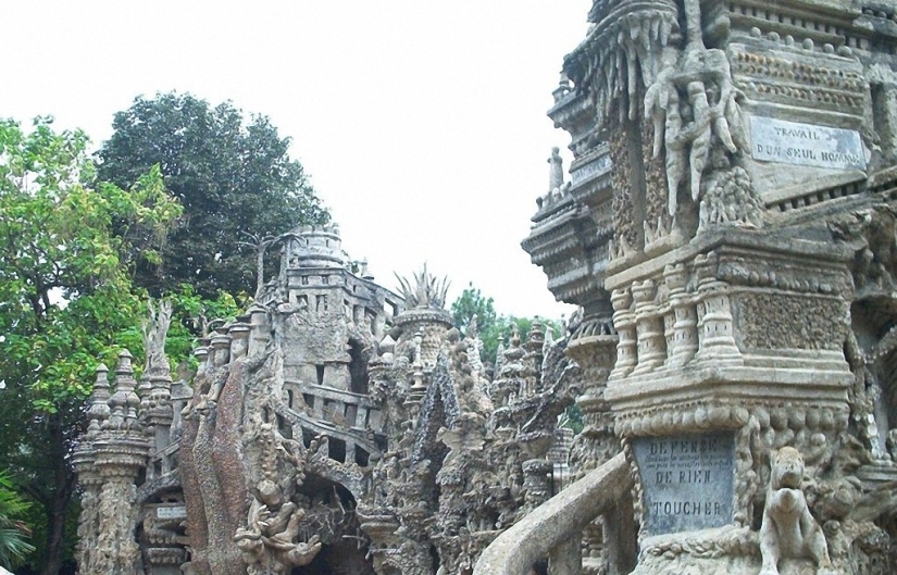 Palacio del Cartero Francés Palacio del Cartero Francés