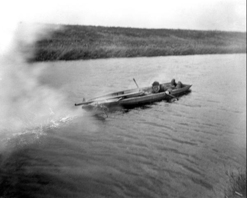 Pantgun - a giant rifle for the genocide of ducks Pantgun - a giant rifle for the genocide of ducks